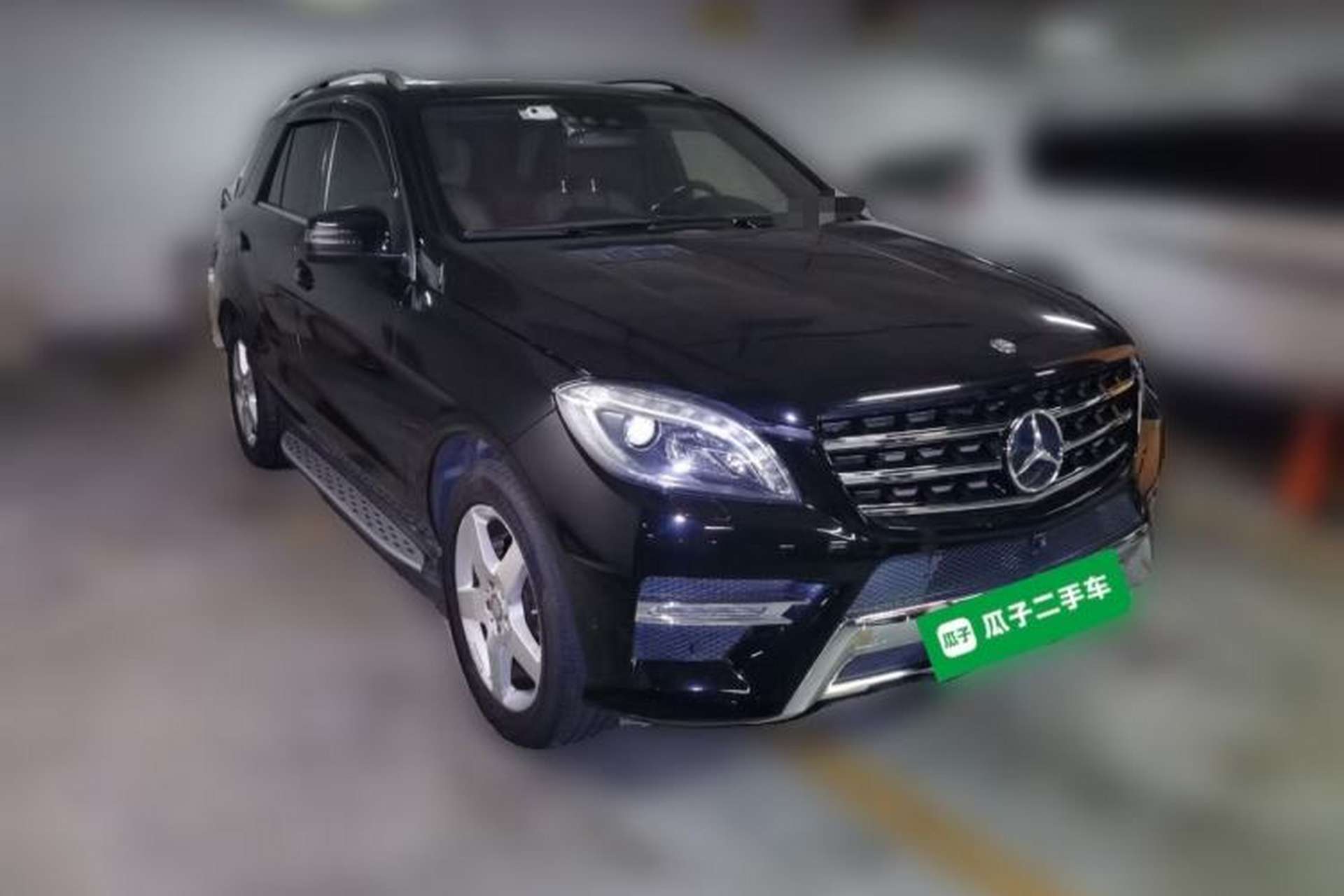 Used Mercedes-Benz M-Class 2014 ML 400 4MATIC Luxury Model Front Right 45 Deg