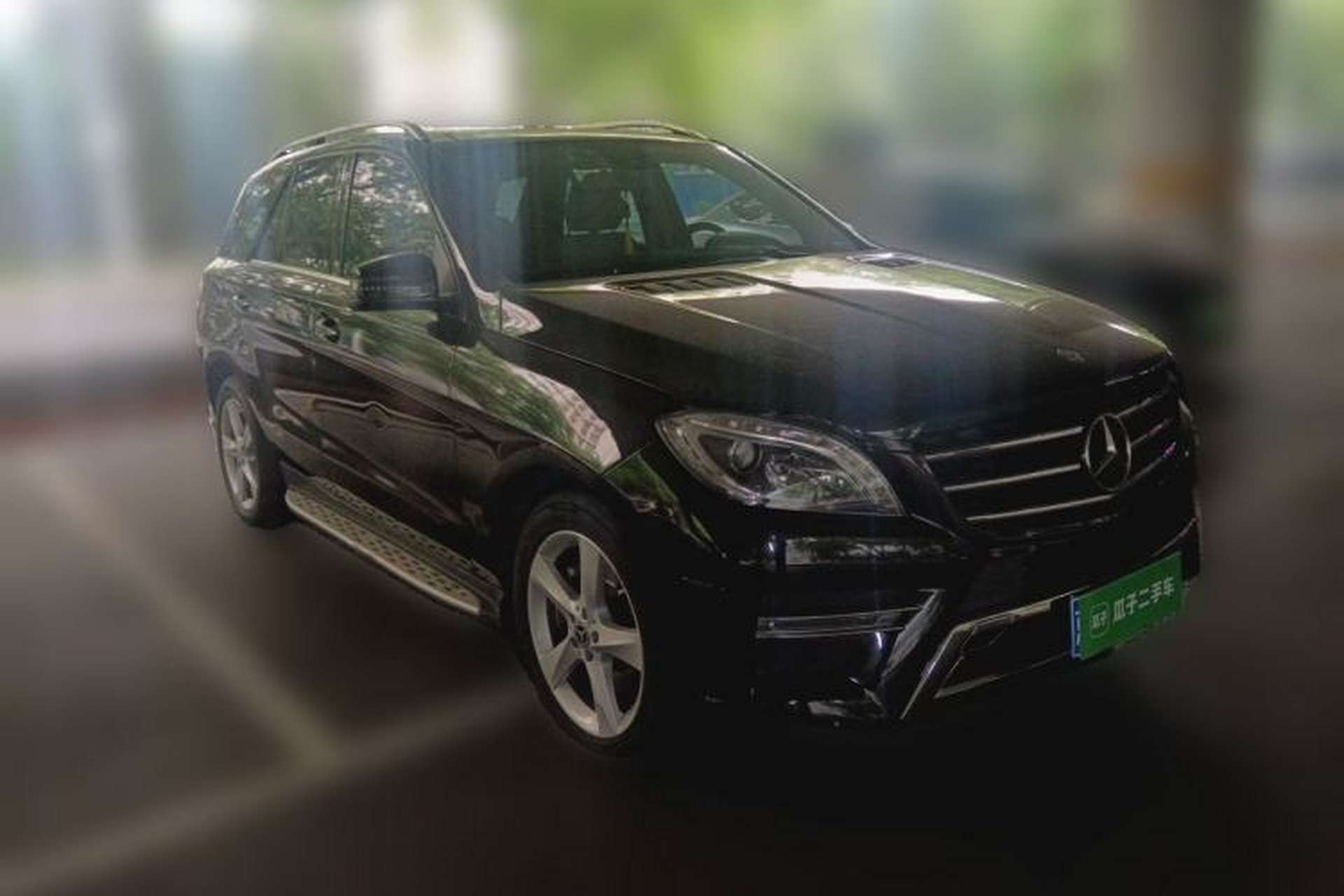 Used Mercedes-Benz M-Class 2014 ML 400 4MATIC Dynamic Model Front Right 45 Deg