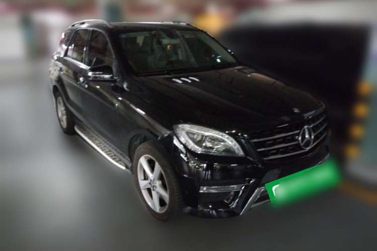 Used Mercedes-Benz M-Class 2014 ML 320 4MATIC Front Right 45 Deg