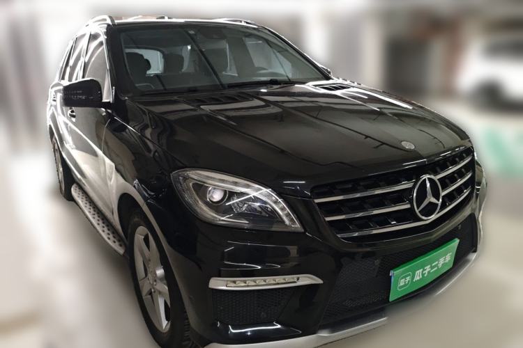Used Mercedes-Benz M-Class 2014 ML 320 4MATIC Front Right 45 Deg