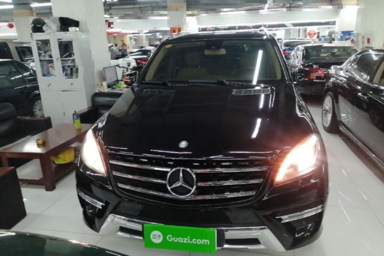 Used Mercedes-Benz M-Class 2014 ML 320 4MATIC Front
