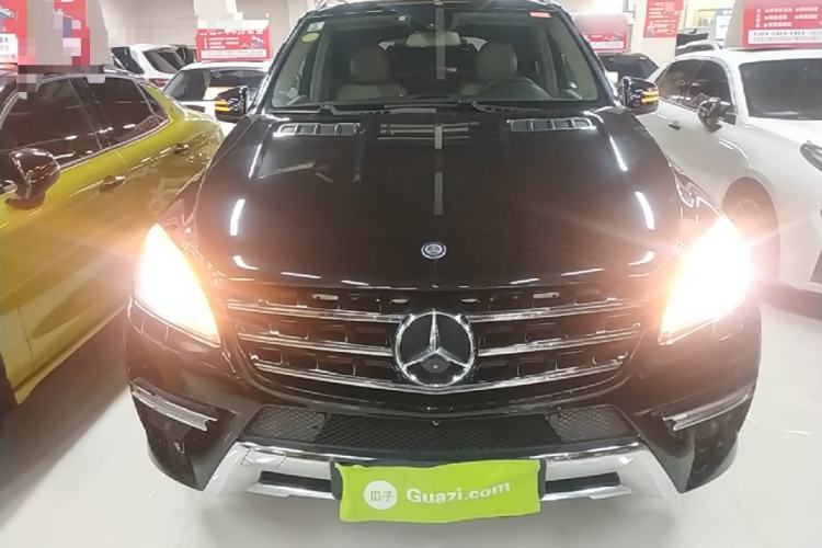Used Mercedes-Benz M-Class 2014 ML 320 4MATIC Front