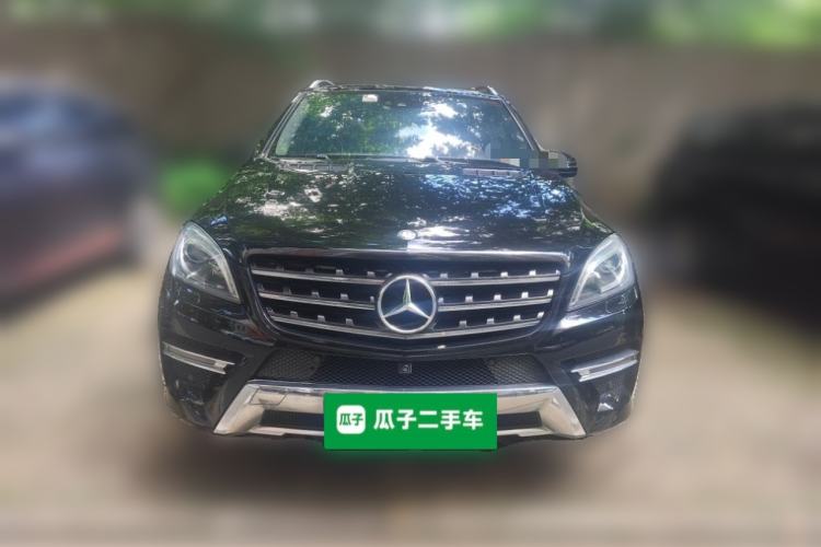 Used Mercedes-Benz M-Class 2014 ML 400 4MATIC Luxury Model Front