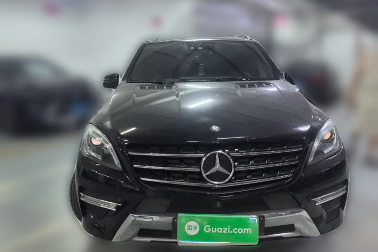 Used Mercedes-Benz M-Class 2014 ML 400 4MATIC Luxury Model Front