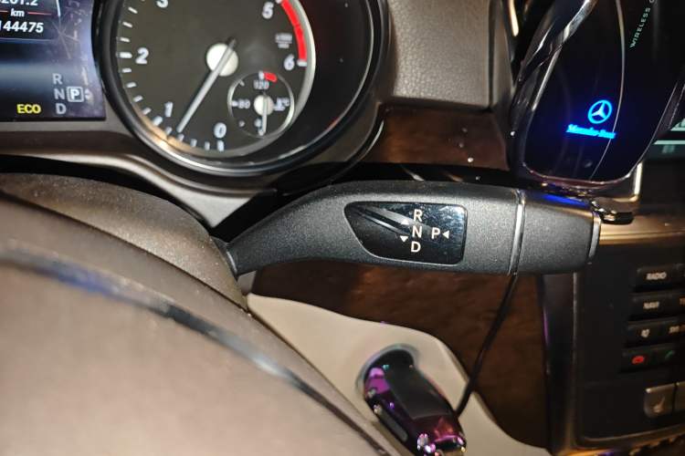 Used Mercedes-Benz M-Class 2014 ML 350 CDI 4MATIC Gear Lever