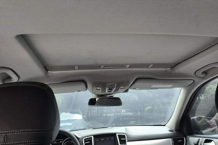 Used Mercedes-Benz M-Class 2014 ML 320 4MATIC Headliner