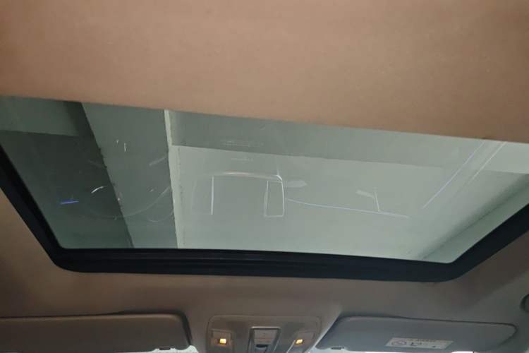 Used Mercedes-Benz M-Class 2014 ML 350 CDI 4MATIC Headliner