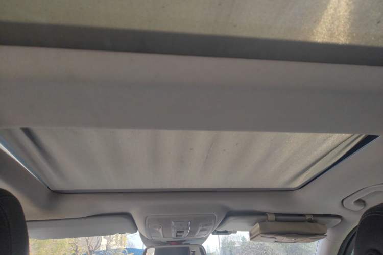 Used Mercedes-Benz M-Class 2014 ML 400 4MATIC Luxury Model Headliner