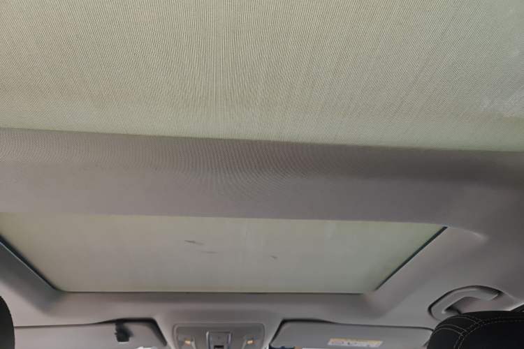 Used Mercedes-Benz M-Class 2014 ML 400 4MATIC Luxury Model Headliner