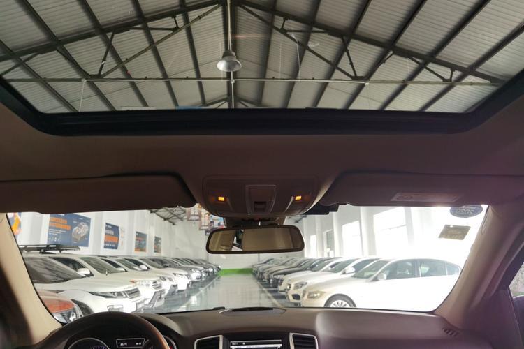 Used Mercedes-Benz M-Class 2014 ML 400 4MATIC Dynamic Model Headliner