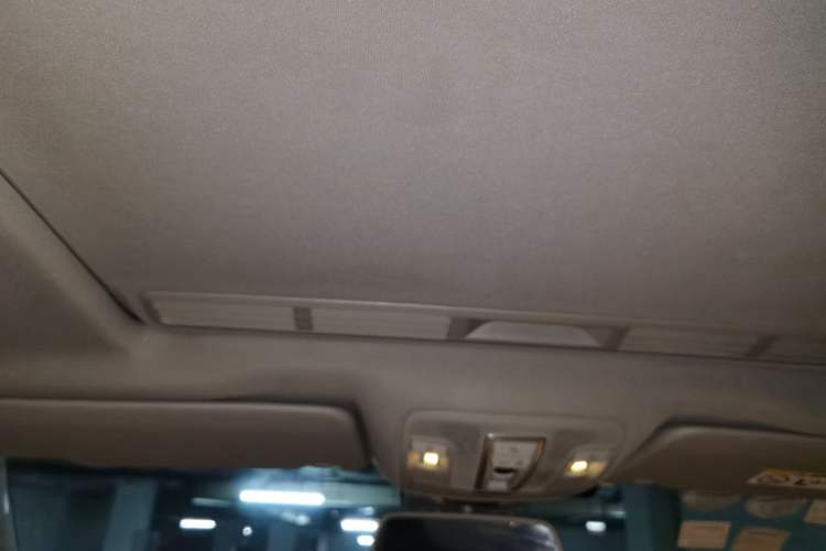 Used Mercedes-Benz M-Class 2014 ML 320 4MATIC Headliner