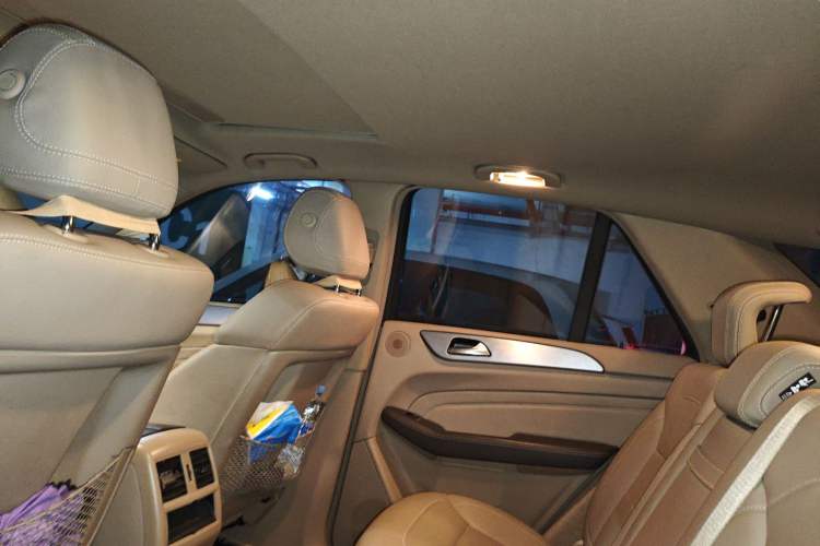 Used Mercedes-Benz M-Class 2014 ML 320 4MATIC Headliner