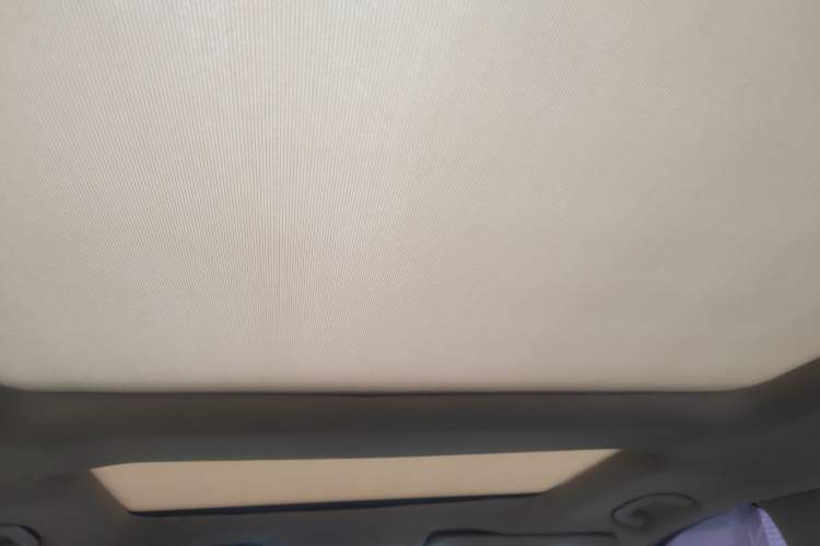 Used Mercedes-Benz M-Class 2014 ML 400 4MATIC Dynamic Model Headliner
