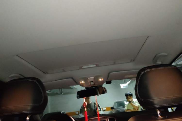 Used Mercedes-Benz M-Class 2014 ML 320 4MATIC Headliner