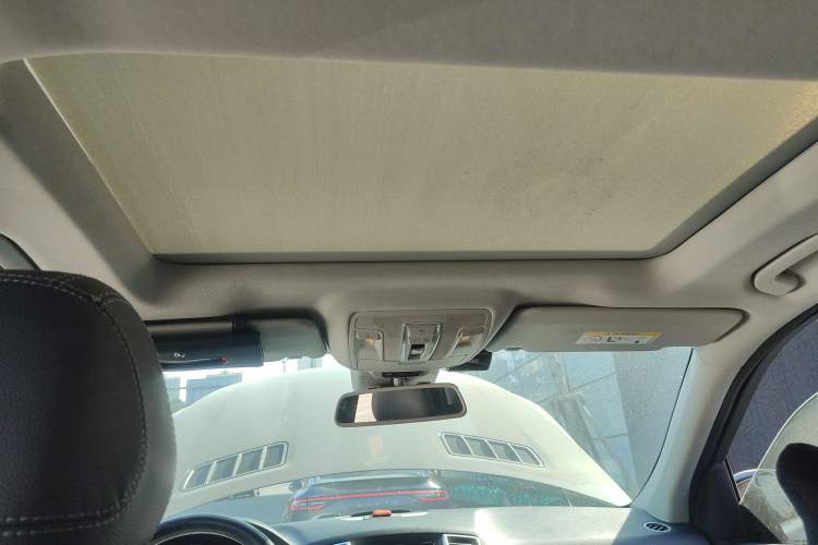 Used Mercedes-Benz M-Class 2014 ML 400 4MATIC Dynamic Model Headliner