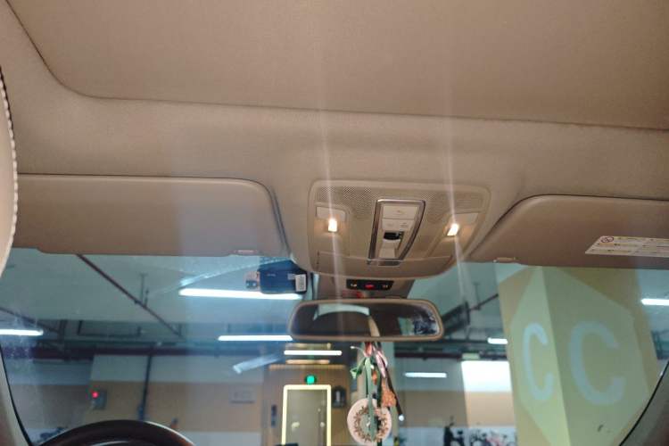 Used Mercedes-Benz M-Class 2014 ML 400 4MATIC Dynamic Model Headliner
