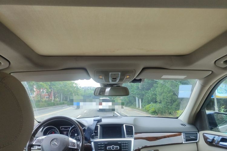 Used Mercedes-Benz M-Class 2014 ML 400 4MATIC Dynamic Model Headliner