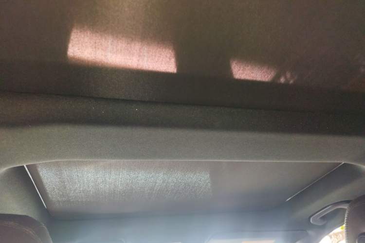 Used Mercedes-Benz M-Class 2014 ML 400 4MATIC Luxury Model Headliner