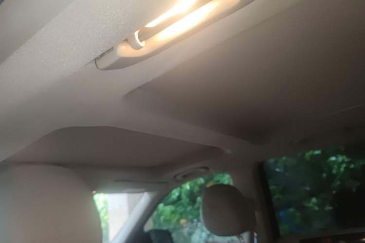 Used Mercedes-Benz M-Class 2014 ML 400 4MATIC Luxury Model Headliner