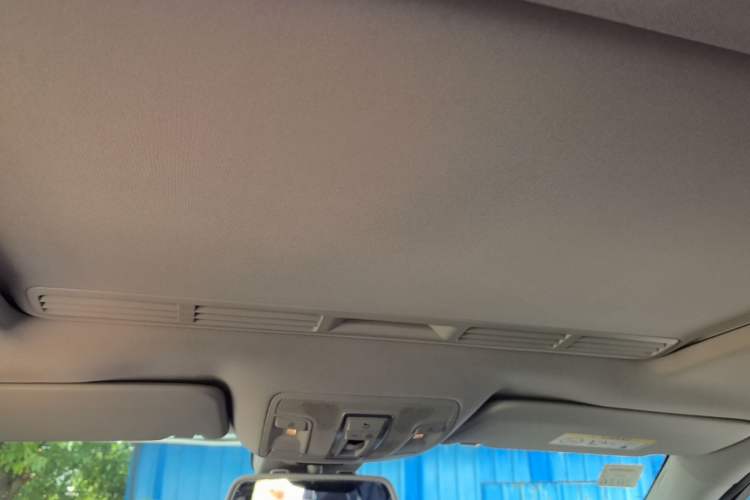 Used Mercedes-Benz M-Class 2014 ML 320 4MATIC Headliner