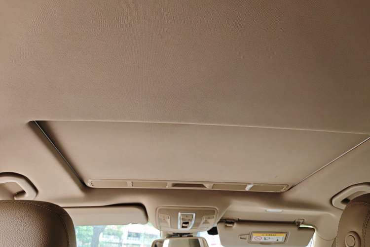 Used Mercedes-Benz M-Class 2014 ML 320 4MATIC Headliner