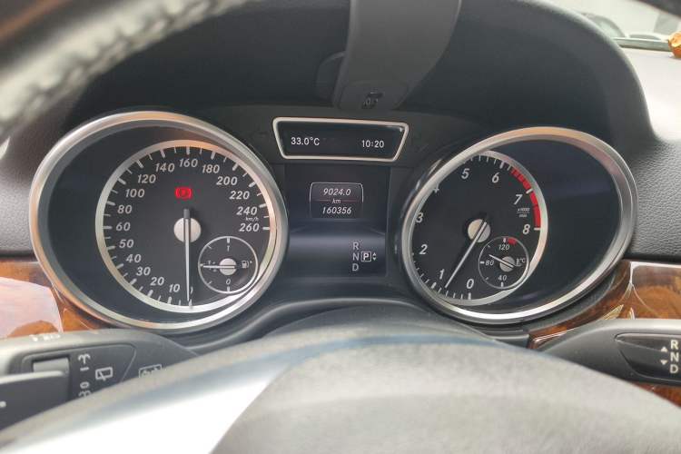 Used Mercedes-Benz M-Class 2014 ML 400 4MATIC Dynamic Model Instrument Cluster