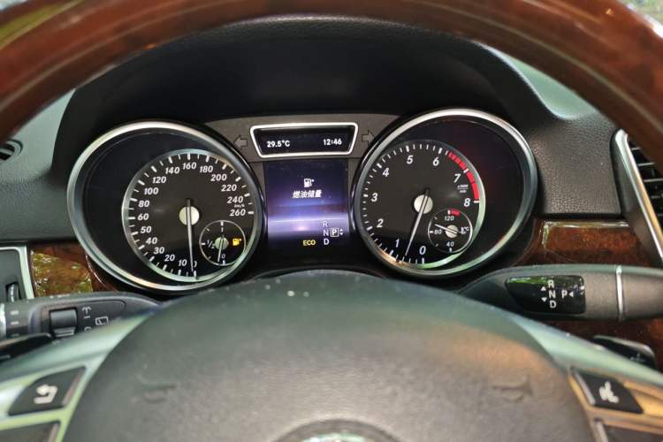 Used Mercedes-Benz M-Class 2014 ML 400 4MATIC Luxury Model Instrument Cluster