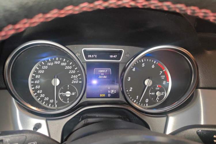 Used Mercedes-Benz M-Class 2014 ML 320 4MATIC Instrument Cluster