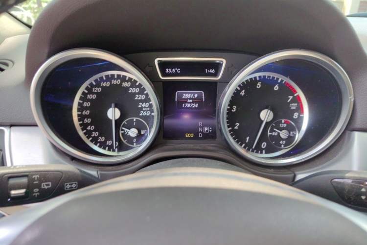 Used Mercedes-Benz M-Class 2014 ML 320 4MATIC Instrument Cluster