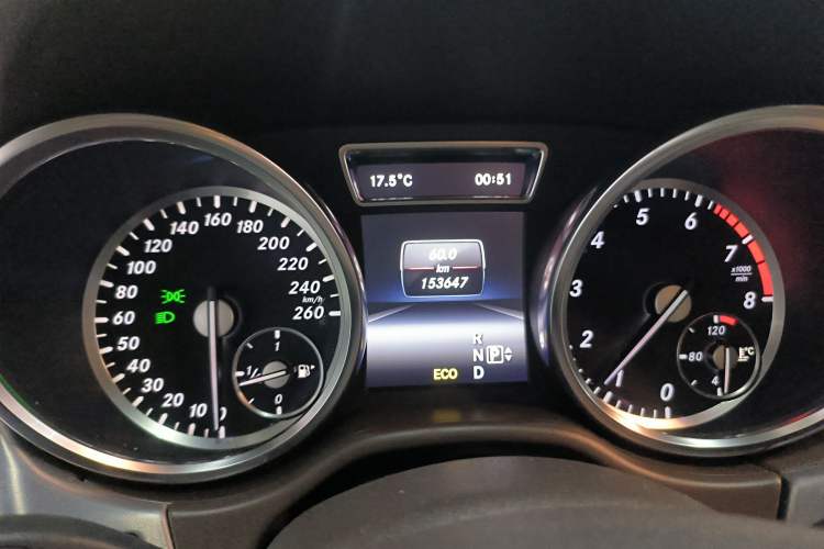 Used Mercedes-Benz M-Class 2014 ML 320 4MATIC Instrument Cluster