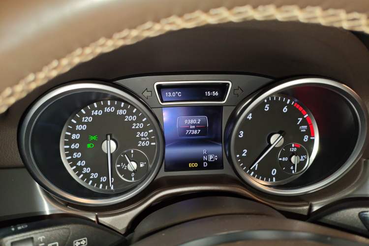 Used Mercedes-Benz M-Class 2014 ML 320 4MATIC Instrument Cluster