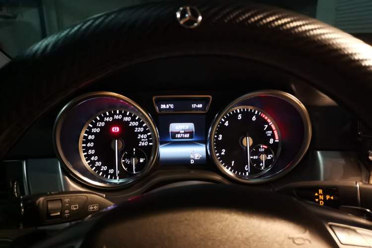 Used Mercedes-Benz M-Class 2014 ML 320 4MATIC Instrument Cluster