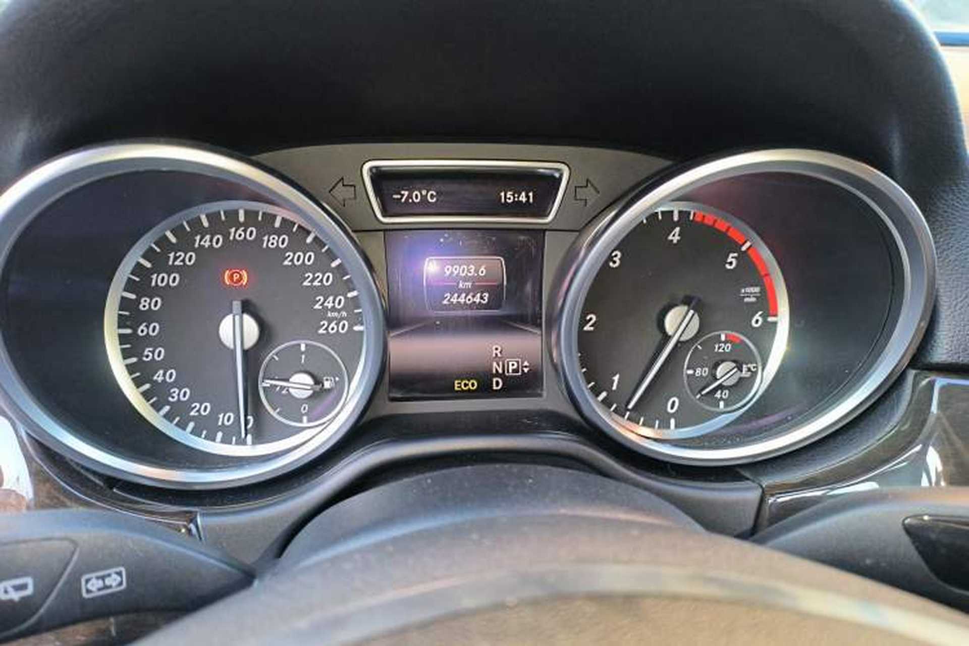 Used Mercedes-Benz M-Class 2014 ML 350 CDI 4MATIC Instrument Cluster