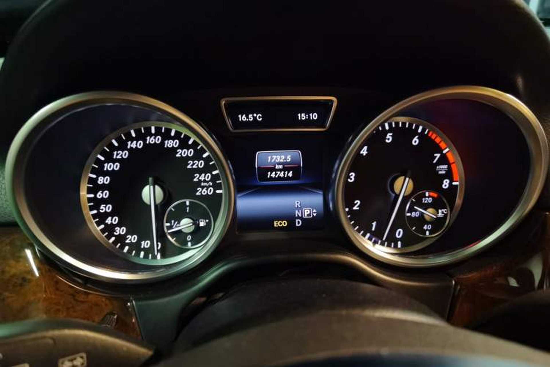 Used Mercedes-Benz M-Class 2014 ML 400 4MATIC Luxury Model Instrument Cluster
