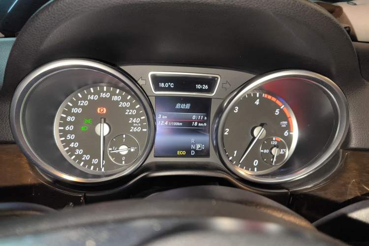 Used Mercedes-Benz M-Class 2014 ML 350 CDI 4MATIC Instrument Cluster