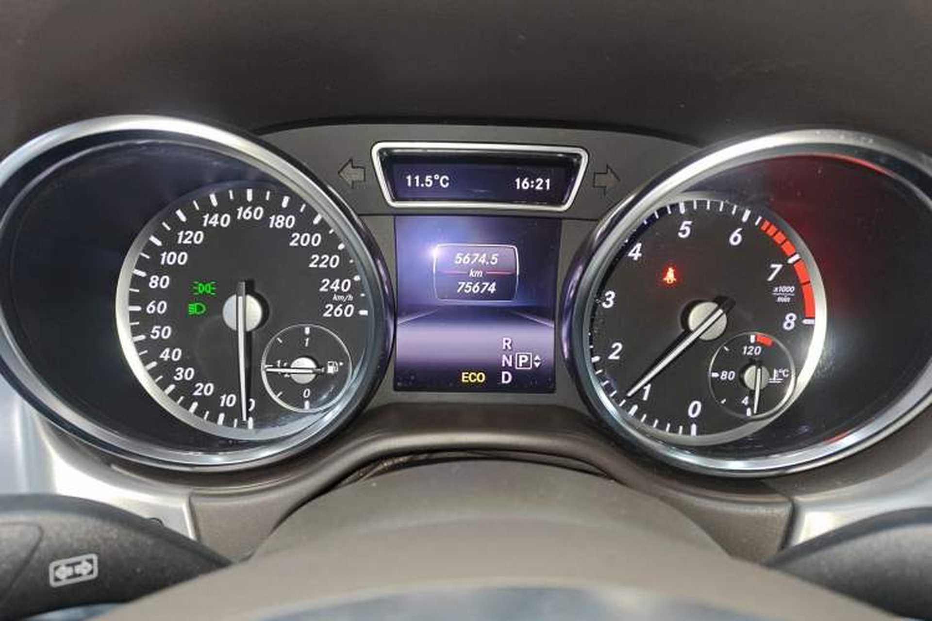 Used Mercedes-Benz M-Class 2014 ML 320 4MATIC Instrument Cluster