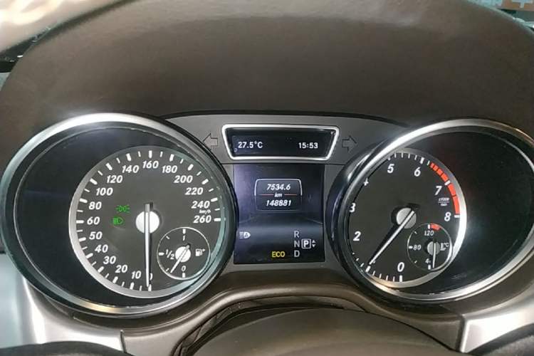 Used Mercedes-Benz M-Class 2014 ML 320 4MATIC Instrument Cluster