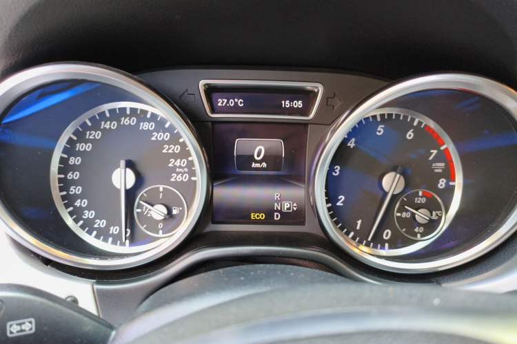 Used Mercedes-Benz M-Class 2014 ML 320 4MATIC Instrument Cluster