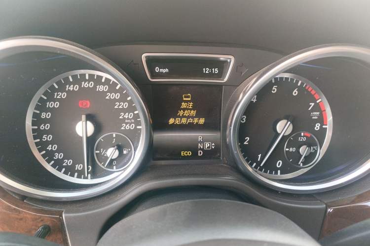 Used Mercedes-Benz M-Class 2014 ML 400 4MATIC Dynamic Model Instrument Cluster