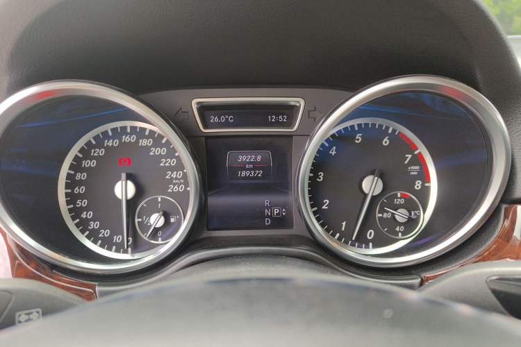 Used Mercedes-Benz M-Class 2014 ML 320 4MATIC Instrument Cluster