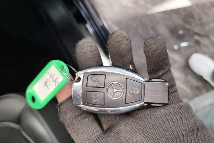 Used Mercedes-Benz M-Class 2014 ML 350 CDI 4MATIC Interior 1