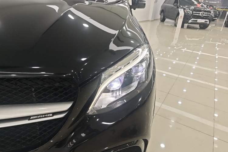 Used Mercedes-Benz M-Class 2014 ML 400 4MATIC Luxury Model Left Front Headlight