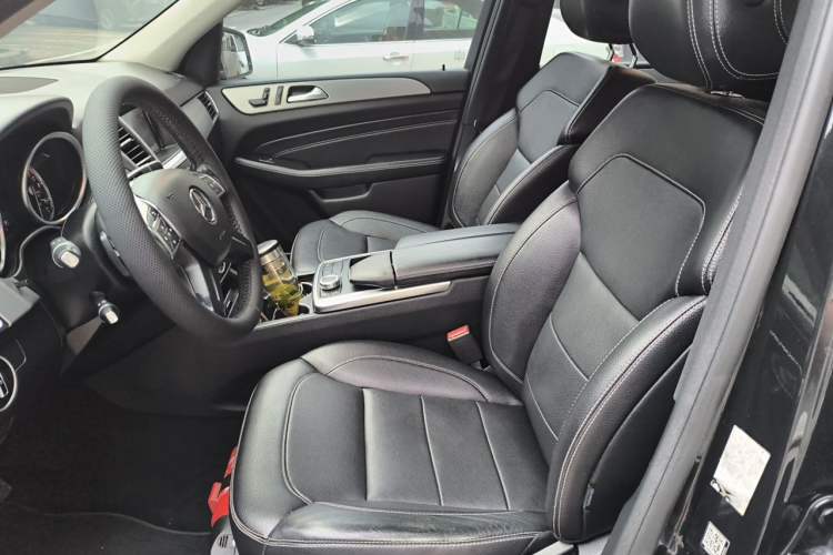 Used Mercedes-Benz M-Class 2014 ML 320 4MATIC Left Front Seat