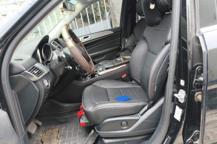 Used Mercedes-Benz M-Class 2014 ML 320 4MATIC Left Front Seat