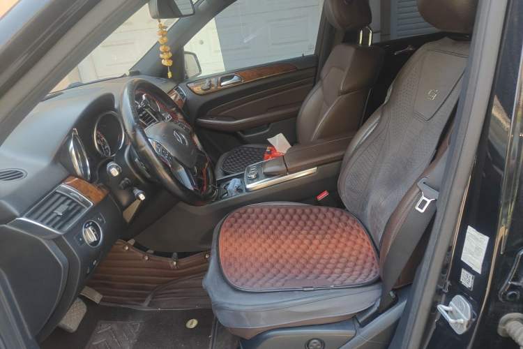Used Mercedes-Benz M-Class 2014 ML 400 4MATIC Luxury Model Left Front Seat