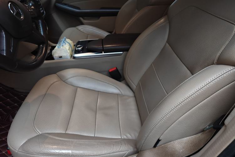 Used Mercedes-Benz M-Class 2014 ML 320 4MATIC Left Front Seat