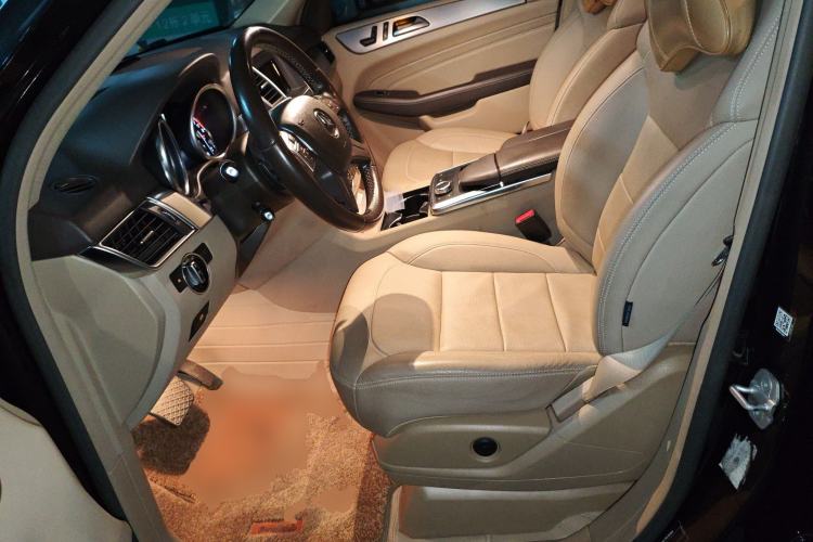 Used Mercedes-Benz M-Class 2014 ML 320 4MATIC Left Front Seat