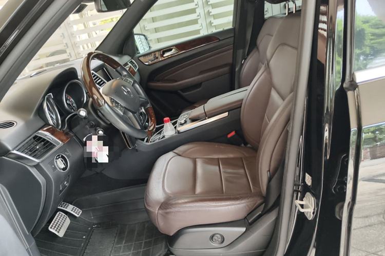 Used Mercedes-Benz M-Class 2014 ML 400 4MATIC Luxury Model Left Front Seat