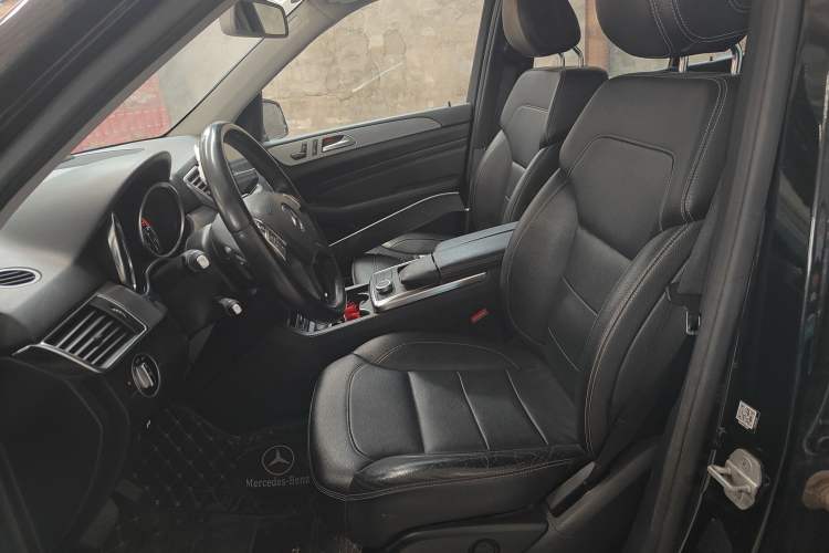 Used Mercedes-Benz M-Class 2014 ML 320 4MATIC Left Front Seat