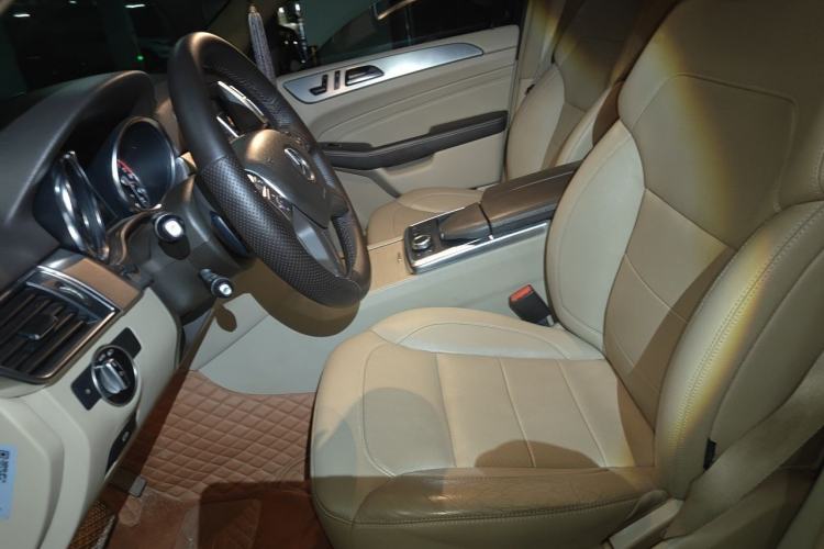Used Mercedes-Benz M-Class 2014 ML 320 4MATIC Left Front Seat